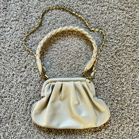 Anthropologie Oona Clutch Purse in Ivory With 2 Straps - Boho & Neutral Chic - Picture 1 of 9